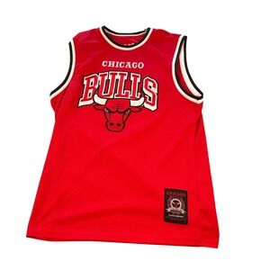Ultra Game Basketball Jersey Mens M Red Chicago Bulls Mesh Tank Top Logo